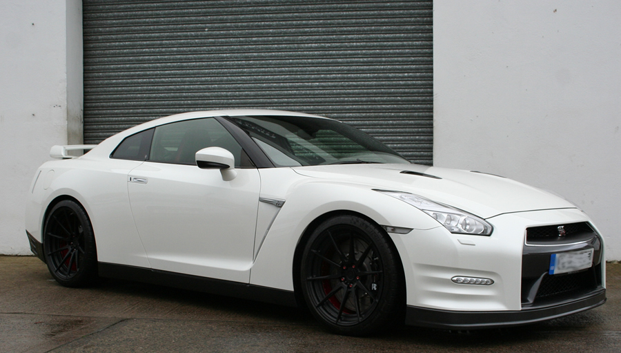 white's GTR
